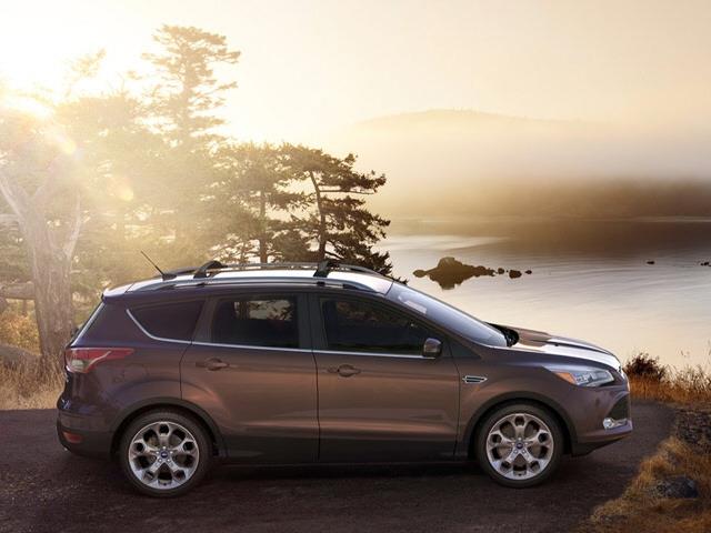 2014 Ford Escape BUG WITH Moonroof