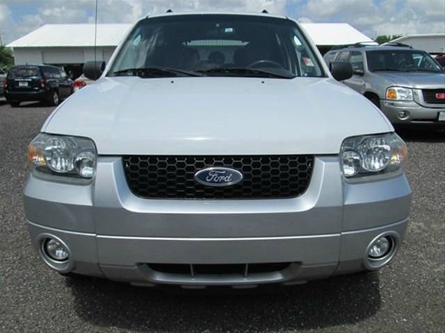 2005 Ford Escape Hybrid Ram 3500 Diesel 2-WD