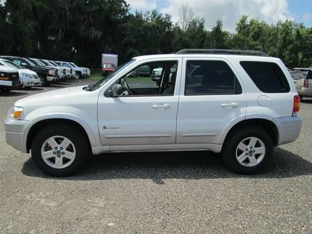 2005 Ford Escape Hybrid Ram 3500 Diesel 2-WD