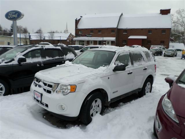 2008 Ford Escape Hybrid Ram 3500 Diesel 2-WD