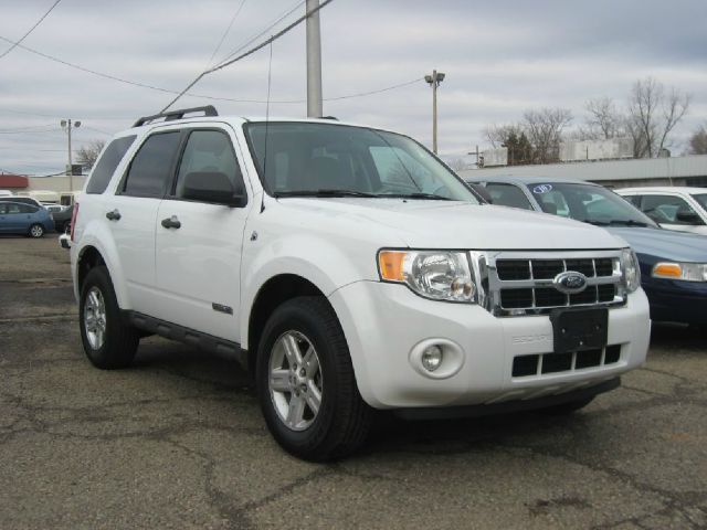 2008 Ford Escape Hybrid Ram 3500 Diesel 2-WD