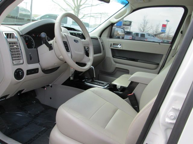 2010 Ford Escape Hybrid ESi