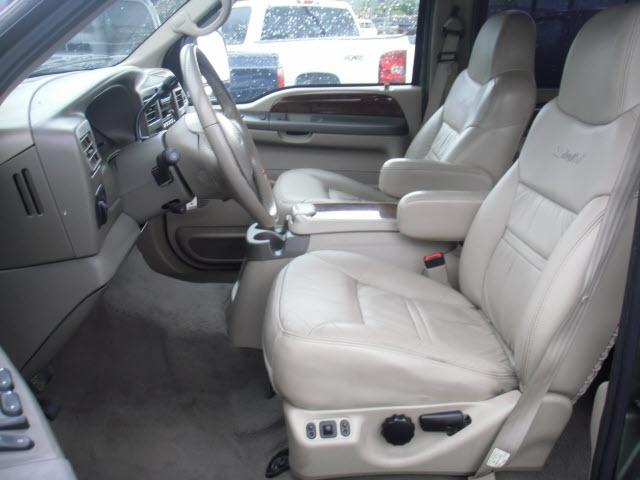 2000 Ford Excursion SLT 25