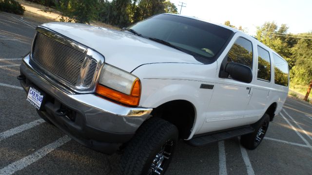 2000 Ford Excursion SL 4x4 Regular Cab