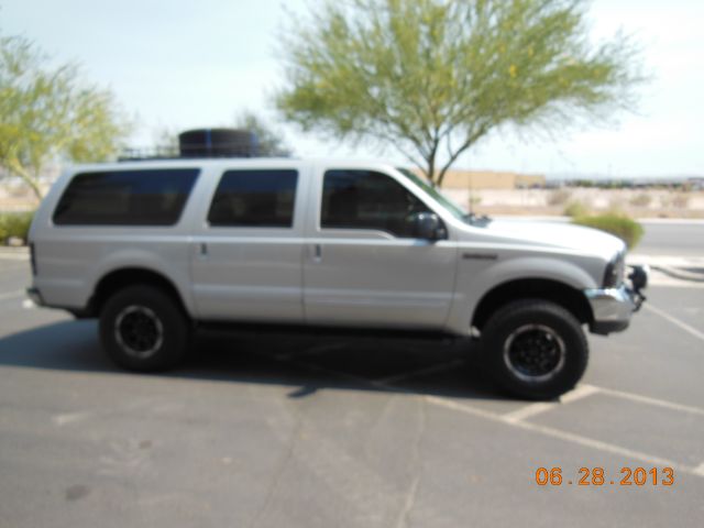 2000 Ford Excursion SL 4x4 Regular Cab