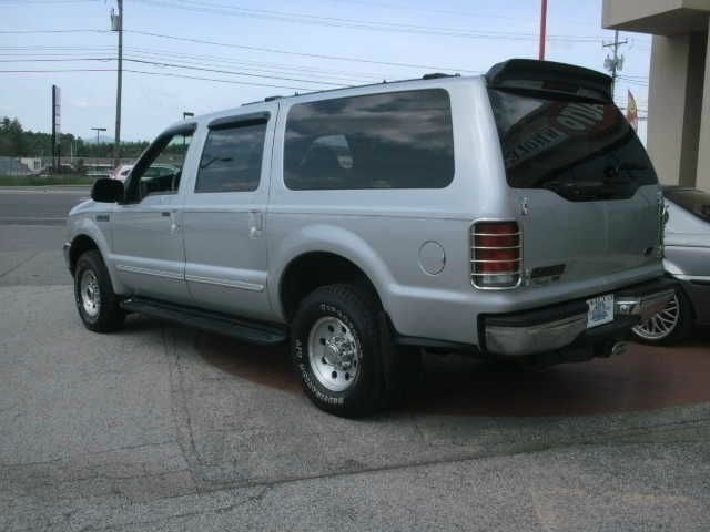 2000 Ford Excursion SL 4x4 Regular Cab