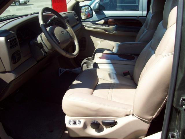 2000 Ford Excursion SLT 25