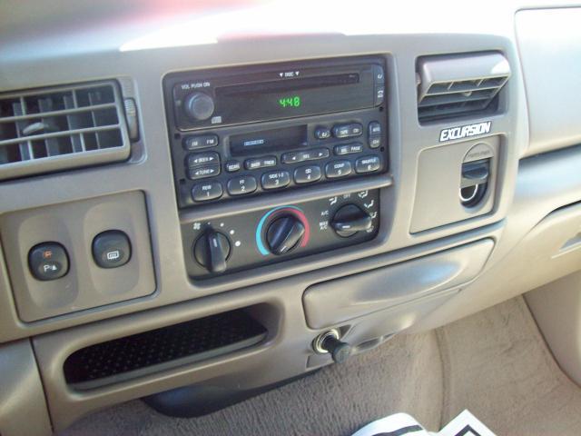 2000 Ford Excursion SLT 25