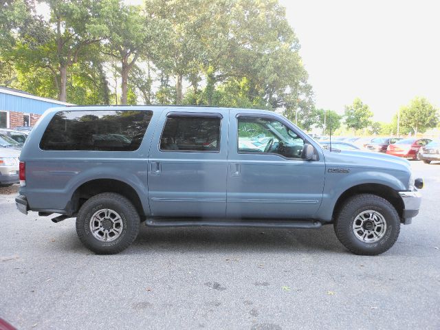 2000 Ford Excursion SL 4x4 Regular Cab