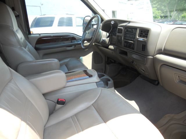 2000 Ford Excursion Super