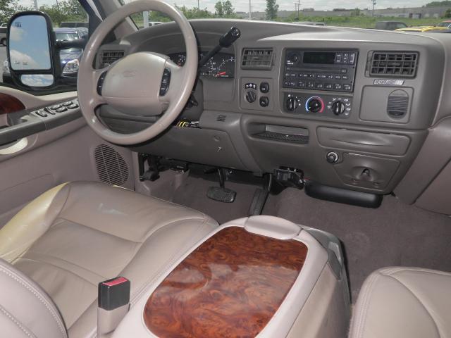 2001 Ford Excursion 2007 Chevrolet LS