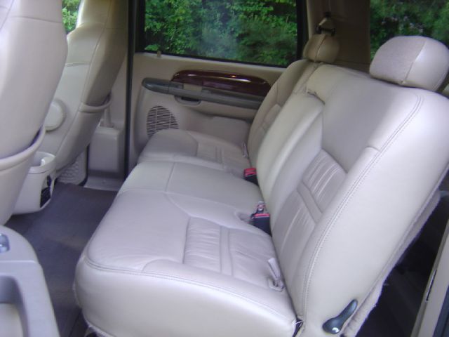 2001 Ford Excursion Super