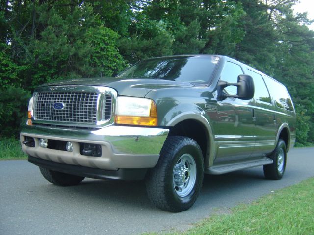 2001 Ford Excursion Super