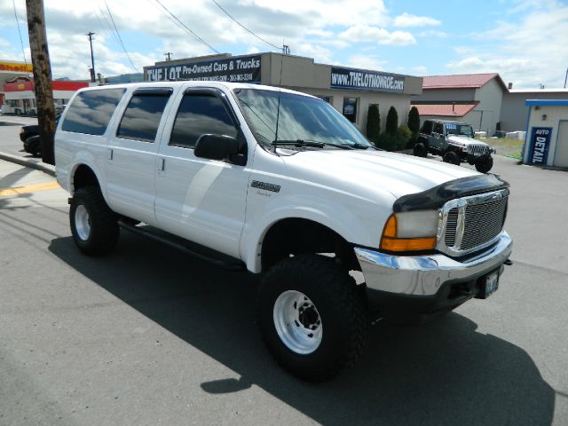 2001 Ford Excursion Super