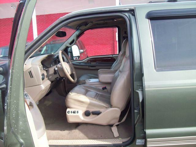 2001 Ford Excursion Super