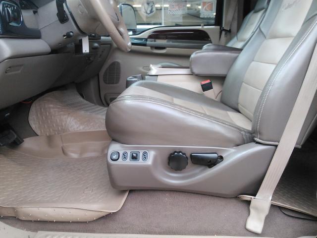 2002 Ford Excursion SLT 25