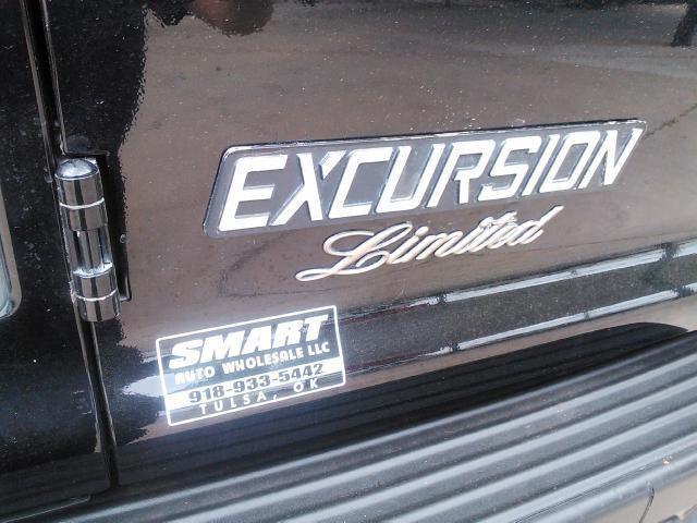 2002 Ford Excursion SLT 25