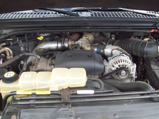 2002 Ford Excursion GS 2+2 Hatchback