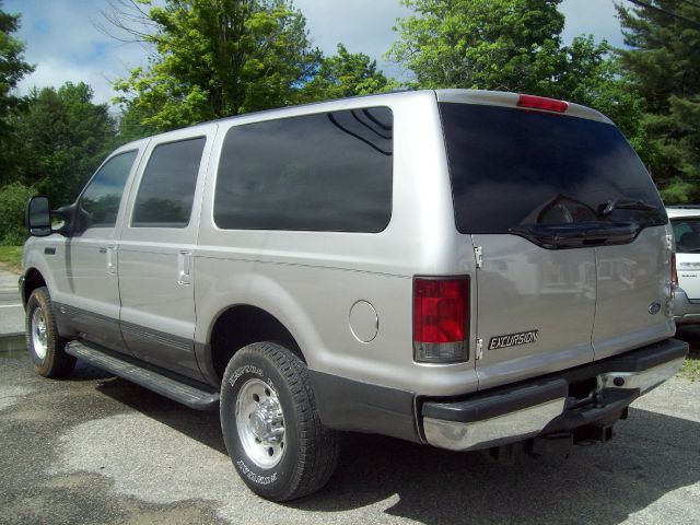 2002 Ford Excursion GS 2+2 Hatchback