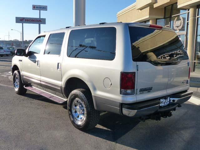 2002 Ford Excursion GLS FWD 3.5L AUTO