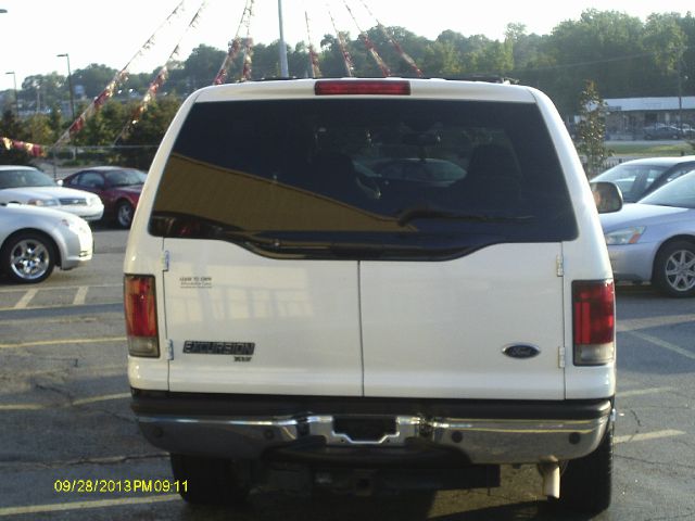 2003 Ford Excursion Ext Cab 155.5 WB