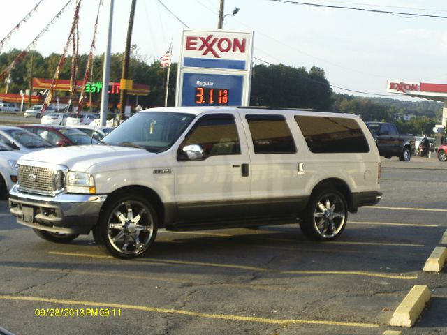 2003 Ford Excursion Ext Cab 155.5 WB