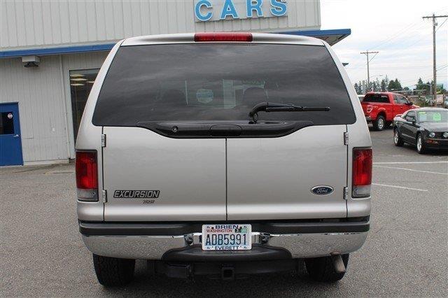 2003 Ford Excursion ESi