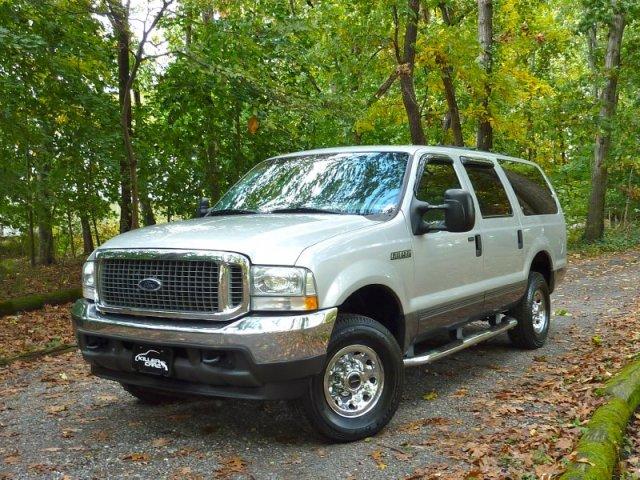 2003 Ford Excursion ESi