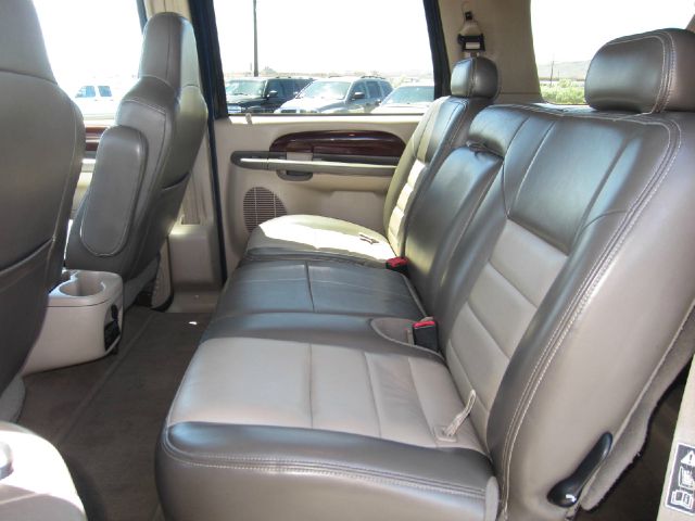 2003 Ford Excursion Extenede CAB 4X4