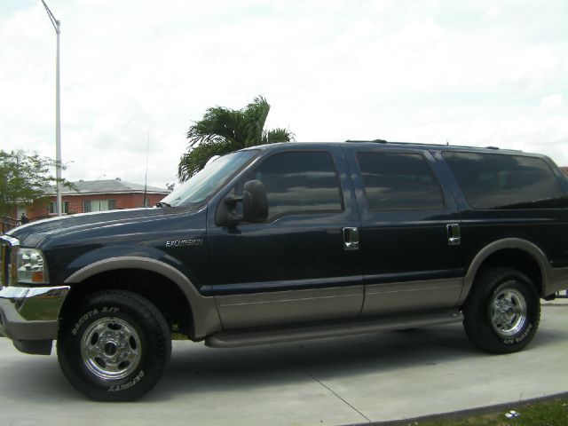 2003 Ford Excursion 4WD SL