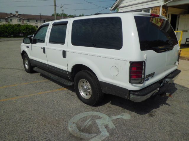 2003 Ford Excursion Limited 4DR Sedan W/moonroof