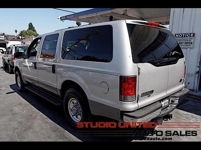 2004 Ford Excursion XLS