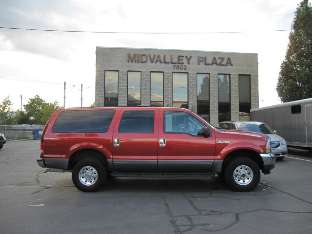 2004 Ford Excursion MOON BOSE Quads