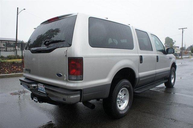 2004 Ford Excursion Arc