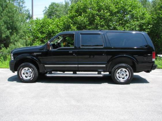 2005 Ford Excursion SLT 25