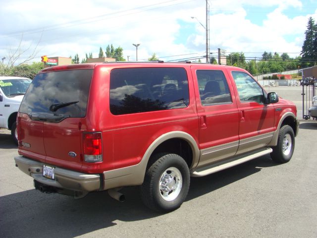 2005 Ford Excursion 4WD SL