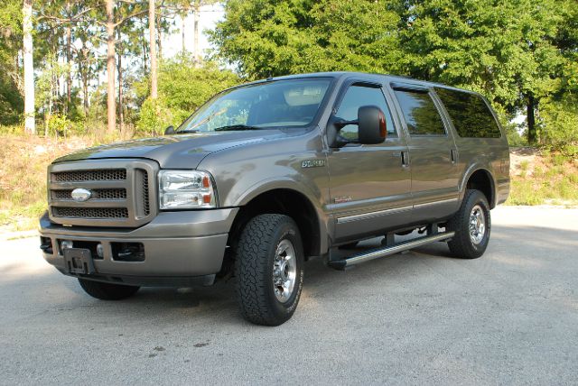 2005 Ford Excursion C1500 Scottsdale