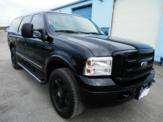 2005 Ford Excursion SLT 25