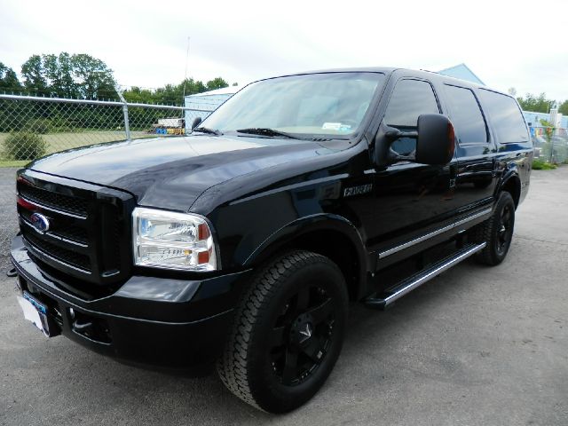 2005 Ford Excursion SLT 25