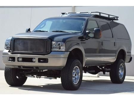 2005 Ford Excursion E 32