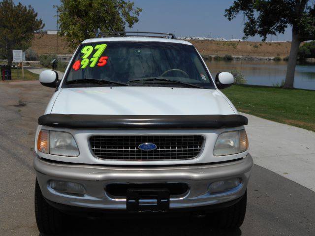 1997 Ford Expedition E320 - Extra Sharp