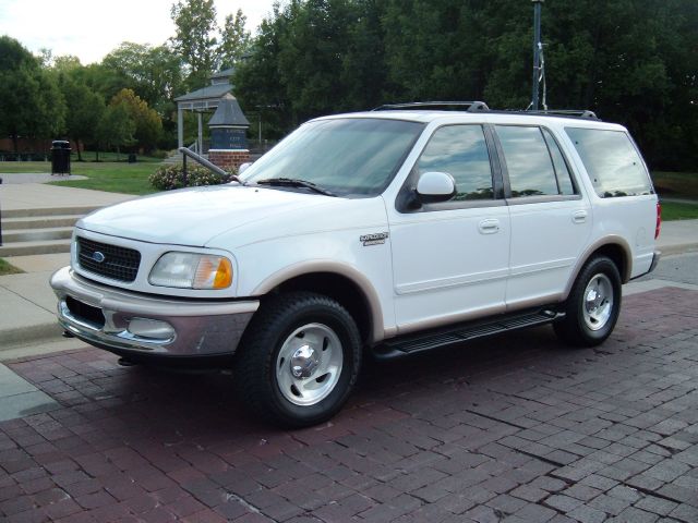 1997 Ford Expedition E320 - Extra Sharp