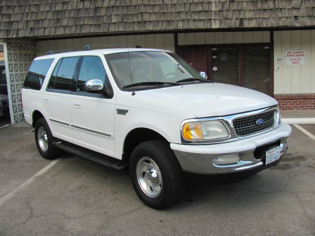 1997 Ford Expedition SL 4x4 Regular Cab