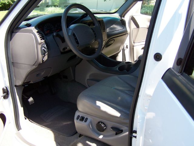 1998 Ford Expedition SL 4x4 Regular Cab