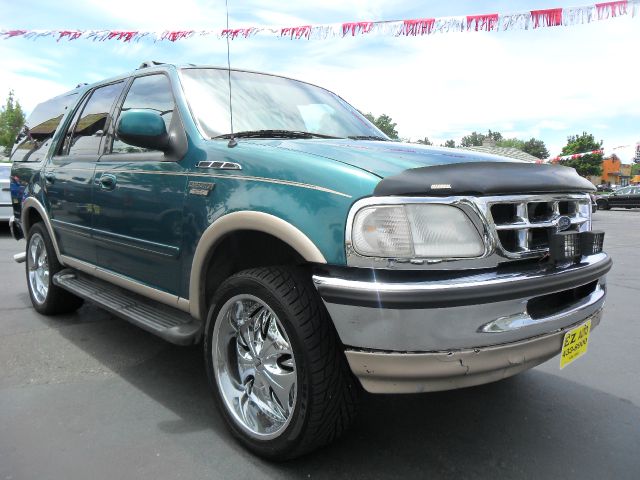 1998 Ford Expedition E320 - Extra Sharp