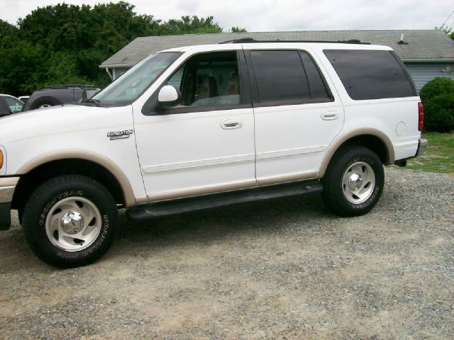 1999 Ford Expedition E320 - Extra Sharp