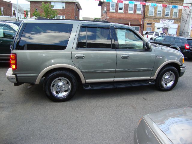 1999 Ford Expedition E320 - Extra Sharp