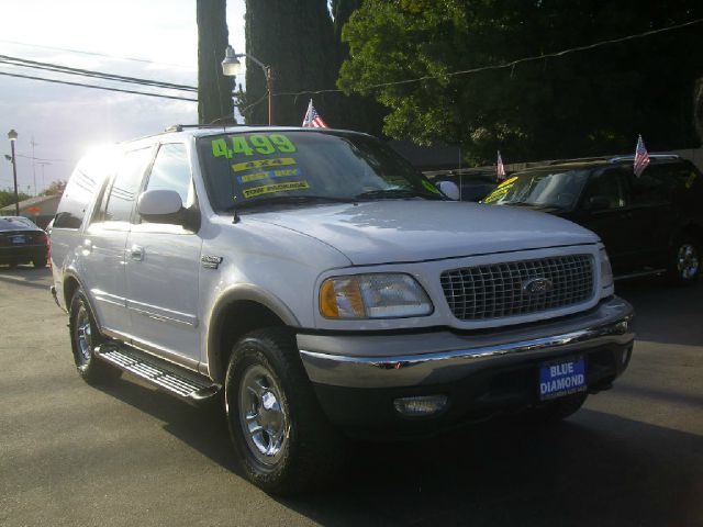 1999 Ford Expedition E320 - Extra Sharp