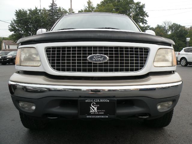 1999 Ford Expedition E320 - Extra Sharp