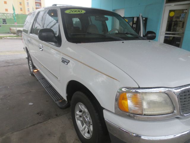 2000 Ford Expedition SL 4x4 Regular Cab